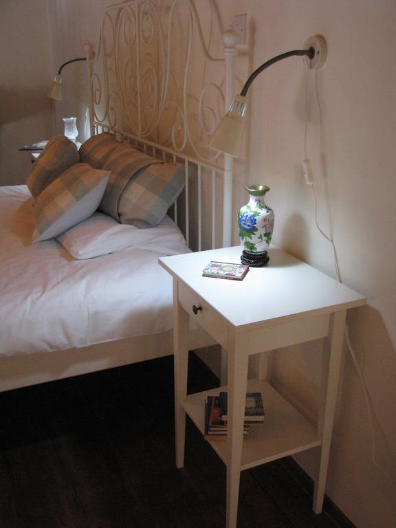Dolphin Guest House And Studios Tochni Room photo