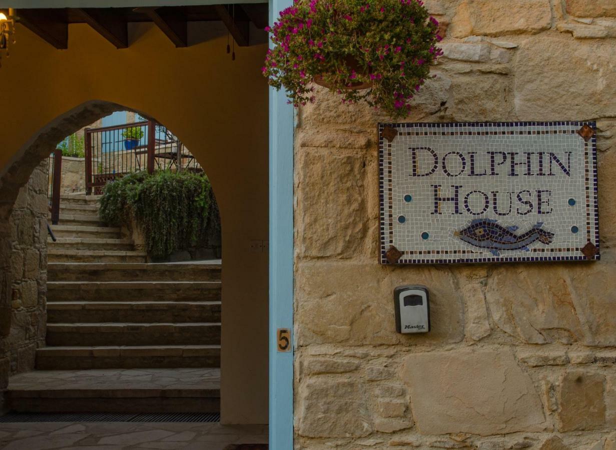 Dolphin Guest House And Studios Tochni Exterior photo